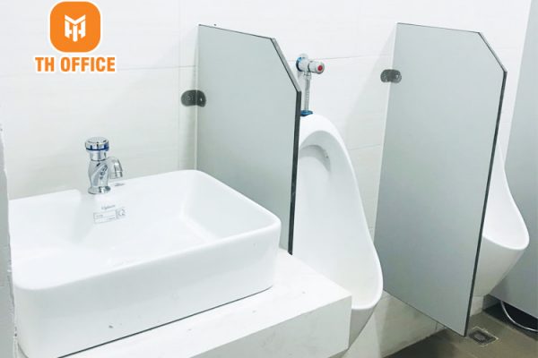 http://Nhà%20vệ%20sinh%20được%20trang%20bị%20những%20thiết%20bị%20hiện%20đại%20bậc%20nhất%20của%20những%20thương%20hiệu%20nổi%20tiếng