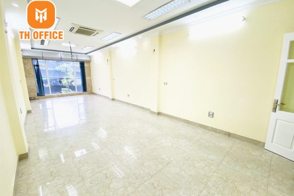 http://Diện%20tích%20văn%20phòng%20trống%20ánh%20sáng%20tự%20nhiên,%20thoáng%20mát%20tại%20tòa%20nhà%20cho%20thuê%20văn%20phòng%20TH%20OFFICE%20TOWER%2026